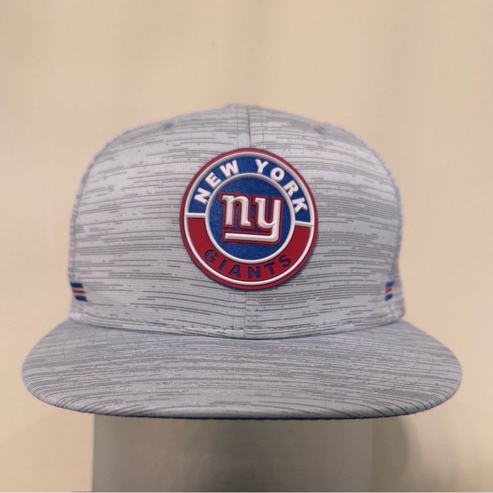 NFL New York Giants New Era 59FIFTY Fitted Grey Baseball Hat Size 6 7/8 Sideline